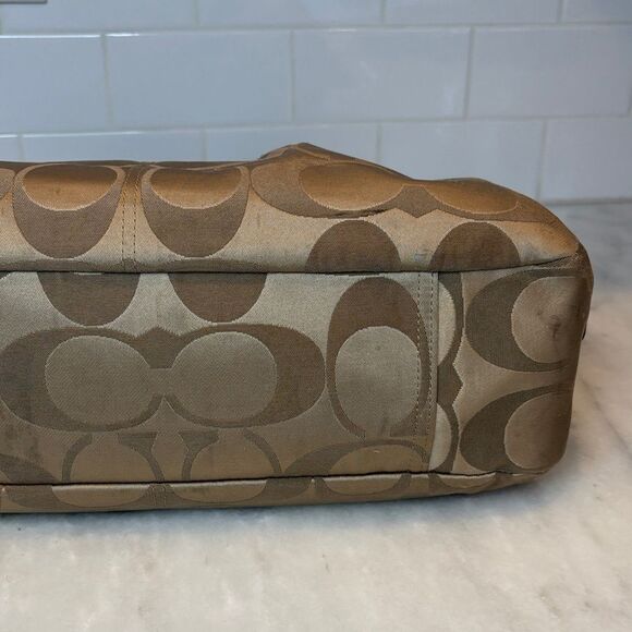 Coach Bag Purse Handbag Y2K Lexi Signature Sateen Soho Shoulder Bag Pocketbook - Picture 7 of 16